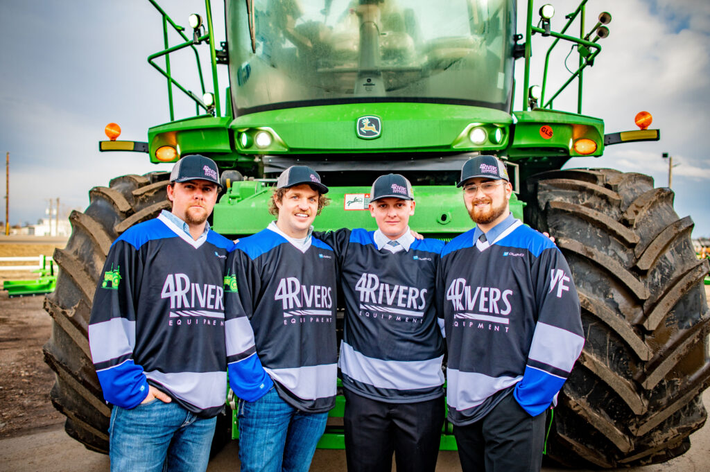 The 4River Hockey team sporting their personalized 4Rivers jerseys.