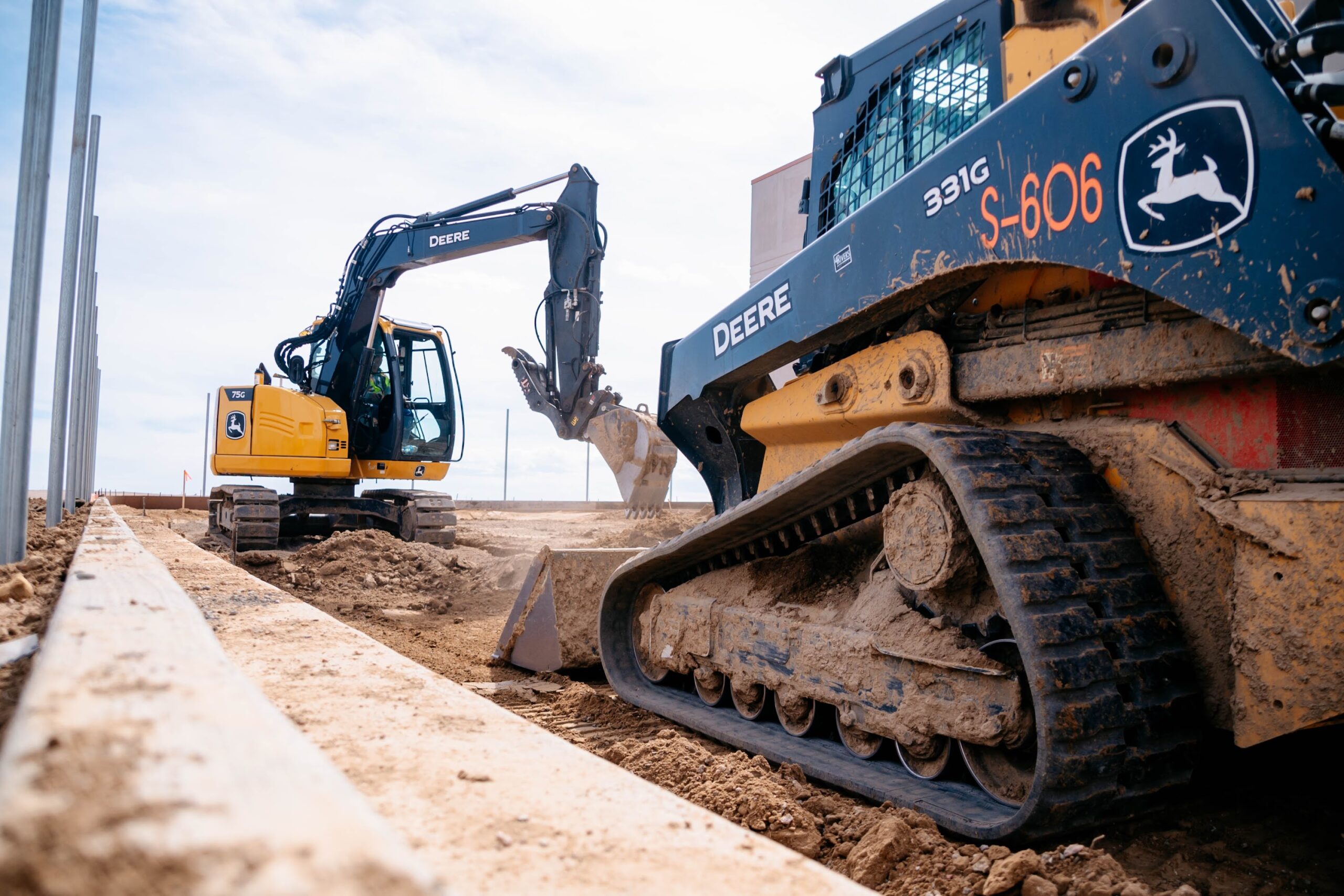 Choosing the Right Heavy Equipment Rental Company