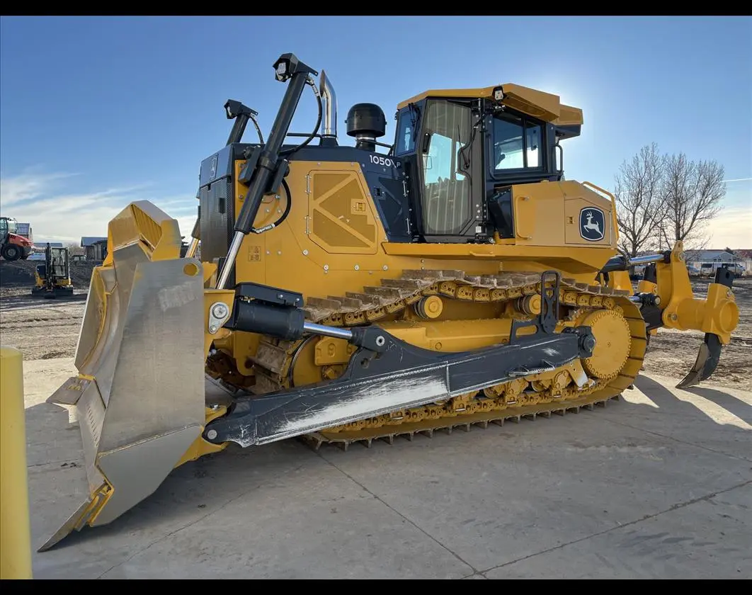 Bulldozer vs. Tractor